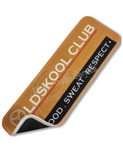 Dashboardmat Old skool club gold