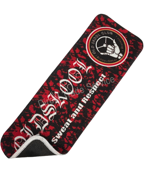 Dashboardmat Old skool club pluche RED
