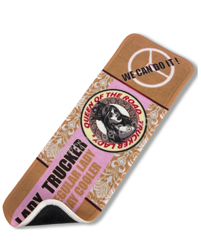 Dashboardmat Queen of the road Beige